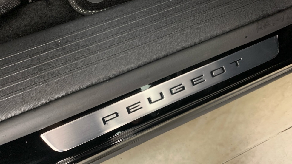 Peugeot 5008 Gt Black #61