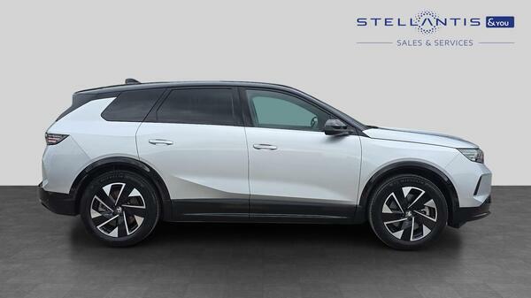 Vauxhall Grandland 73Kwh Gs Suv 213 Ps #2