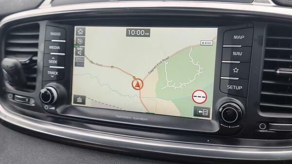 Kia Sorento 2.2L Kx-2 White #37