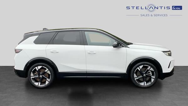 Vauxhall Grandland 73Kwh Ultimate Suv 213 Ps DN25FHW #2