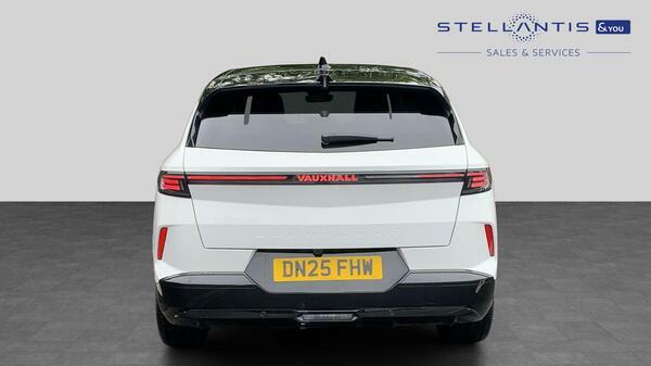 Vauxhall Grandland 73Kwh Ultimate Suv 213 Ps DN25FHW #4