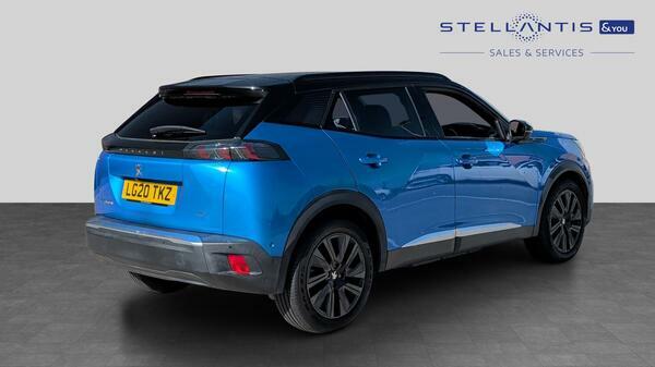 Peugeot e-2008 50Kwh Gt Suv 136 Ps Blue #3