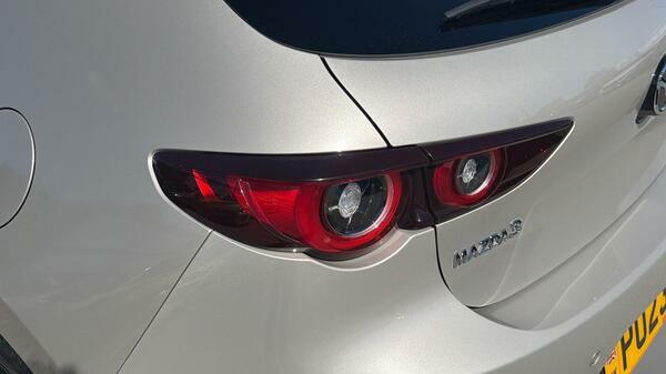 Mazda 3 2.0 E-skyactiv-x Mhev Takumi Hatchback #4