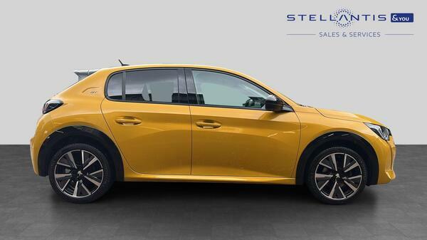 Peugeot 208 1.2 Puretech Gt Hatchback Eat Euro 6 S  #2