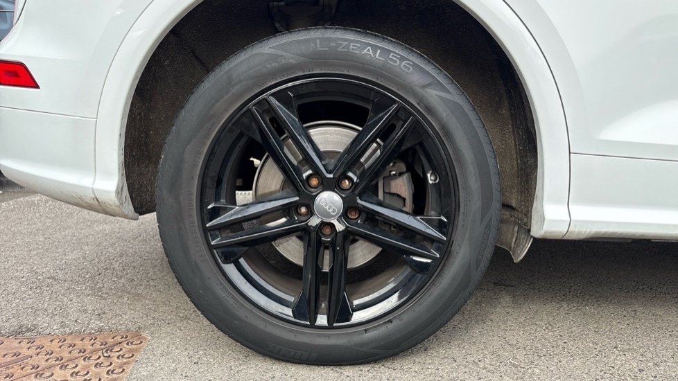 Audi Q5 2L Black Edition Grey #16