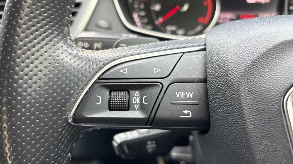 Audi Q5 2L Black Edition Grey #23