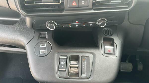 Peugeot E-Partner Panel Van 800 52Kwh Professional Standard Panel Va Grey #25