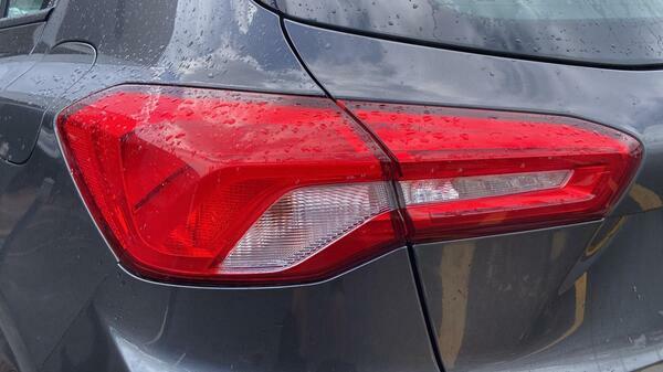 Ford Focus 1.0T Ecoboost Titanium Hatchback GL69MRU  #5