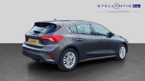 Ford Focus 1.0T Ecoboost Titanium Hatchback GL69MRU  #3