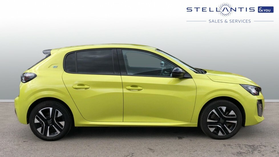 Peugeot e-208 50Kwh E-style 7.4Kw Charger  #2