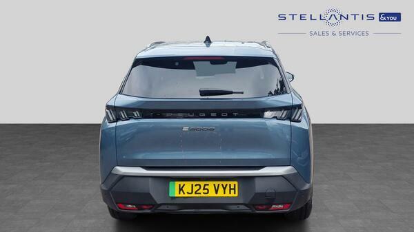 Peugeot 5008 73Kwh Allure Suv 210 Ps KJ25VYH #4