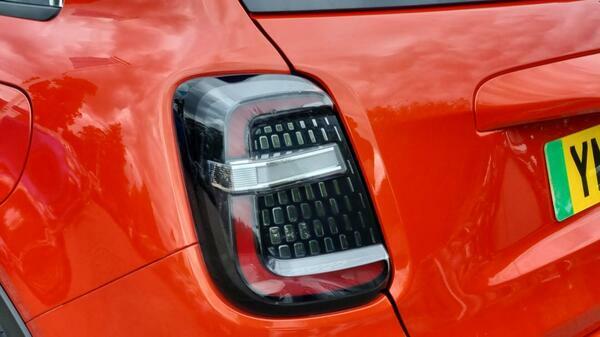 Fiat 600e 54Kwh La Prima Suv 156 Ps #5