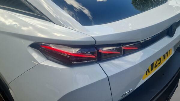 Peugeot 408 1.2 Gt Fastback Hybrid E-dsc6 Euro 6 S #5