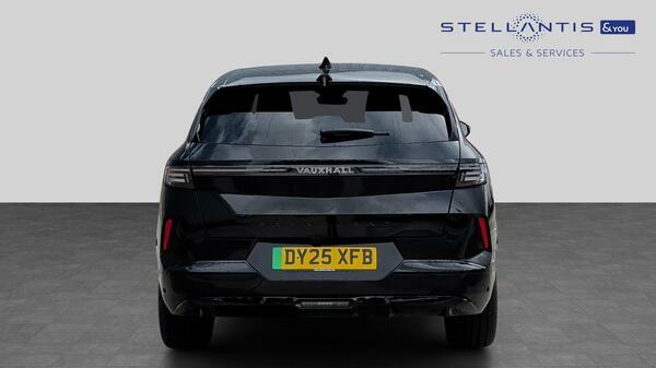 Vauxhall Grandland 73Kwh Ultimate Suv 213 Ps DY25XFB #4