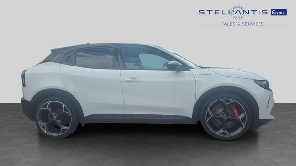 Alfa Romeo Junior 54Kwh Elettrica Veloce Suv 280  #2