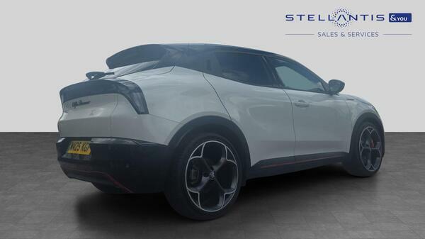 Alfa Romeo Junior 54Kwh Elettrica Veloce Suv 280  #3