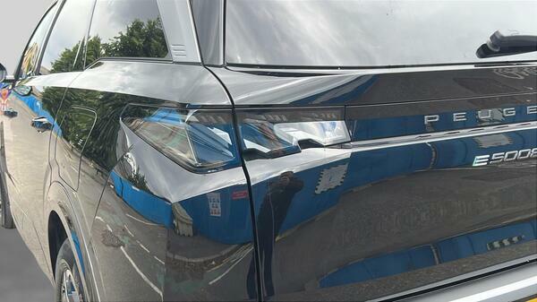 Peugeot 5008 73Kwh Gt Suv 210 Ps KS75GGU #5