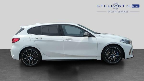 BMW 1 Series 2.0 M135i Hatchback Xdrive Euro 6 LG70MYC White #2