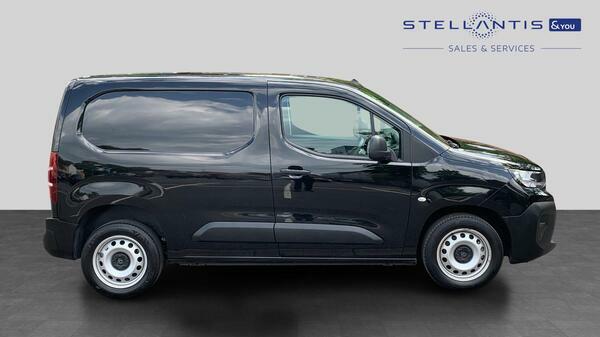 Peugeot Partner 1.5 Bluehdi 1000 Professional Standard Panel Van 5 CE74YPH  #2