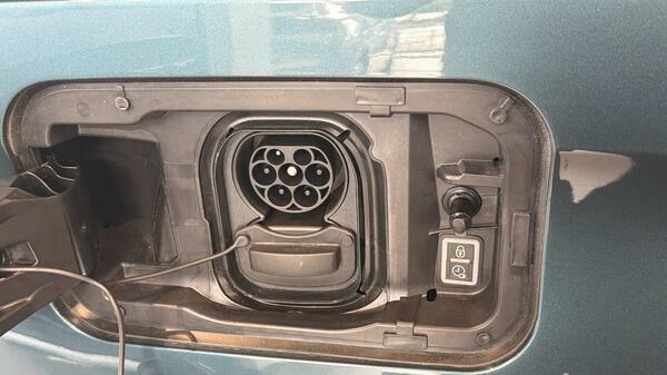 Peugeot e-Rifter Mpv Green #39
