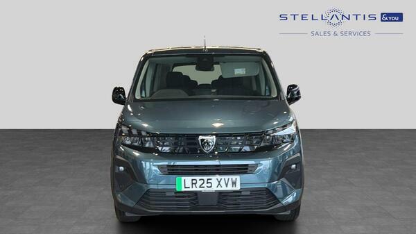 Peugeot e-Rifter Mpv Green #8