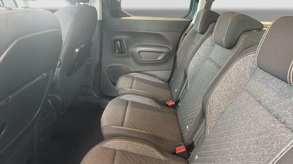 Peugeot e-Rifter Mpv Green #42