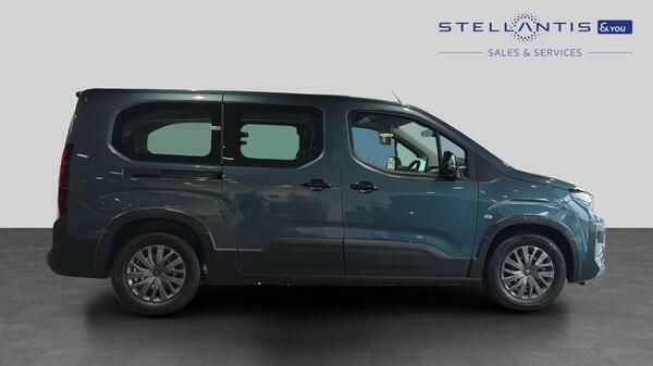 Peugeot e-Rifter Mpv Green #2