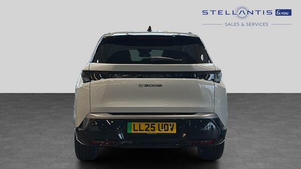 Peugeot 5008 73Kwh Gt Suv 210 Ps #4