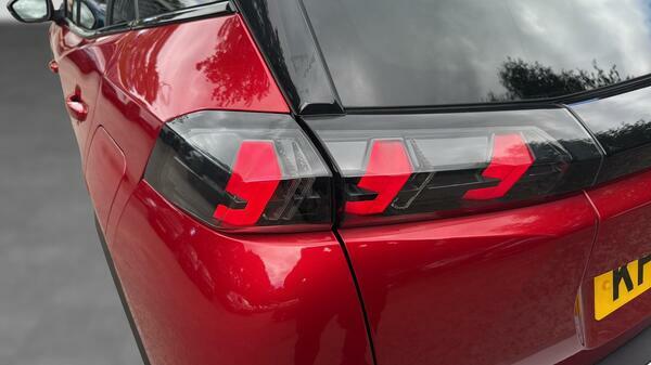 Peugeot 2008 1.2 Puretech Gt Suv Euro 6 Ss #5