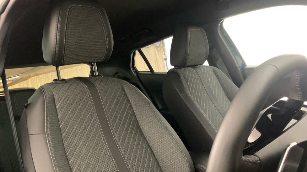 Peugeot 2008 Gt Grey #40