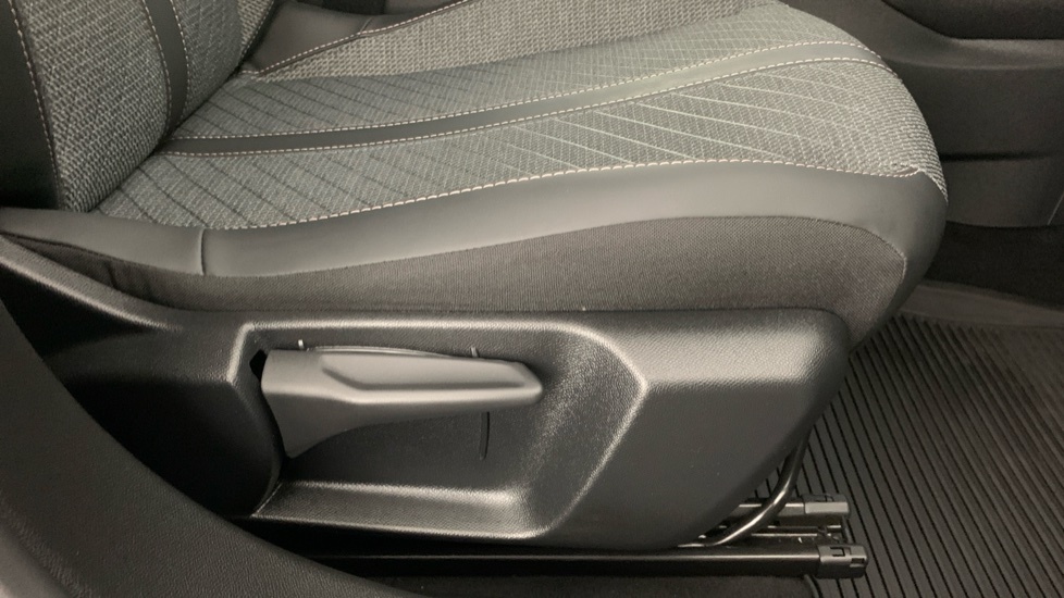 Peugeot 2008 Gt Grey #56