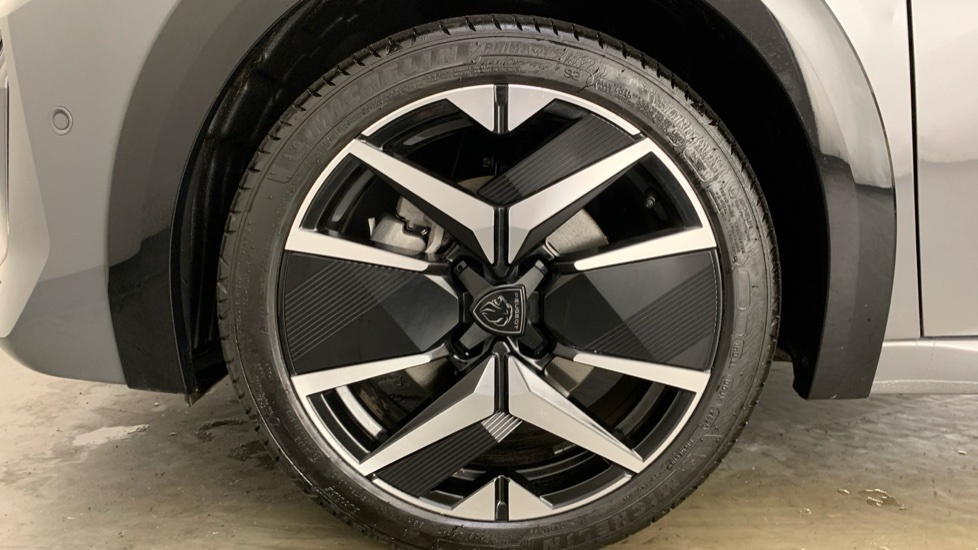 Peugeot 208 1.2 Gt Premium Hatchback Hybrid E-dsc6 #6
