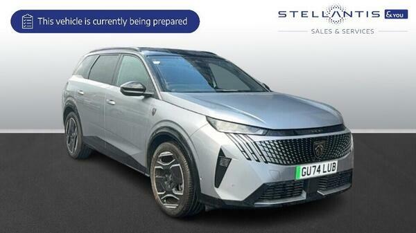 Peugeot 5008 73Kwh Gt Suv 210 Ps
