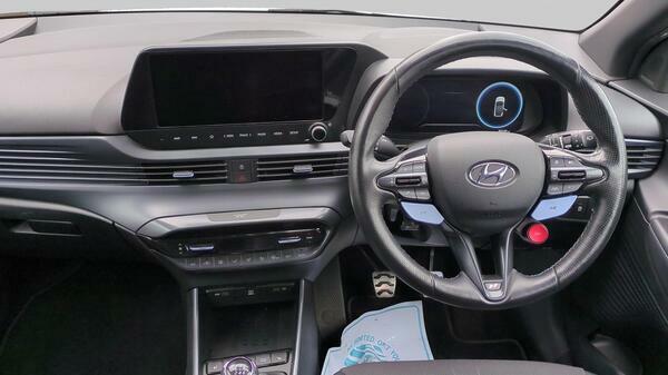 Hyundai I20 Hatchback White #18