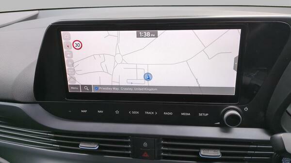 Hyundai I20 Hatchback White #28