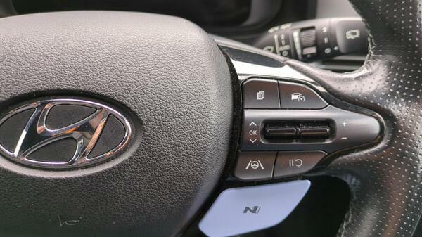 Hyundai I20 Hatchback White #20