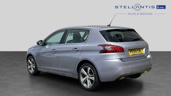 Peugeot 308 1.2 Puretech Gpf Allure Hatchback Manua  #5