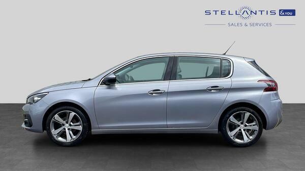 Peugeot 308 1.2 Puretech Gpf Allure Hatchback Manua  #6