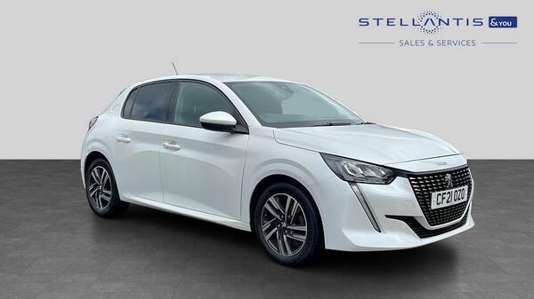 Peugeot 208 1.2 Puretech Allure Premium Hatchback M CF21OZO