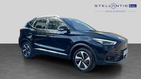 MG ZS 72.6Kwh Trophy Long Range Suv 1