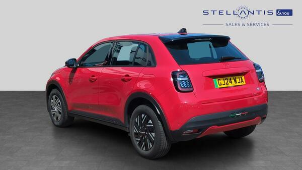 Fiat 600e 54Kwh Red Suv 156 Ps #6