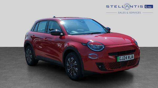 Fiat 600e 54Kwh Red Suv 156 Ps