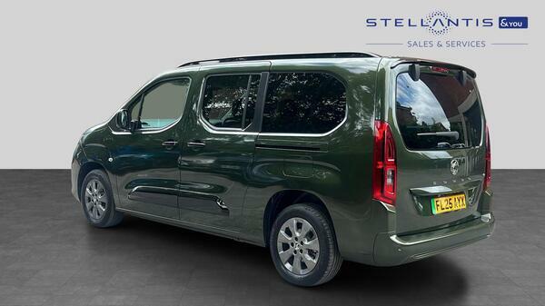 Vauxhall Combo-e Life 52Kwh Ultimate XL Mpv 7.4Kw Cha  #6