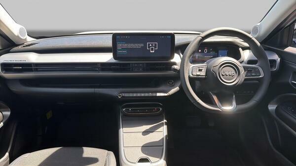 Jeep Avenger 115Kw Summit 54Kwh  #36