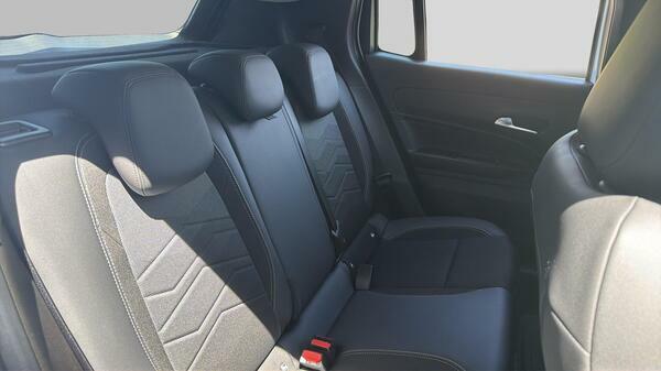 Jeep Avenger 115Kw Summit 54Kwh  #33