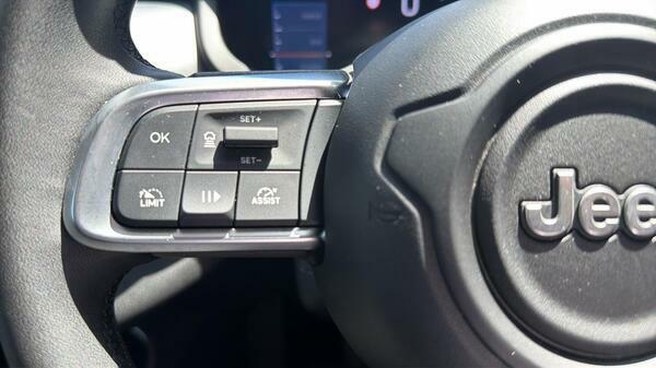 Jeep Avenger 115Kw Summit 54Kwh  #20