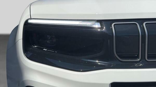 Jeep Avenger 115Kw Summit 54Kwh  #9