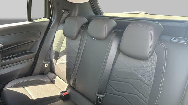 Jeep Avenger 115Kw Summit 54Kwh  #35