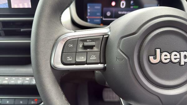 Jeep Avenger Suv Grey #18