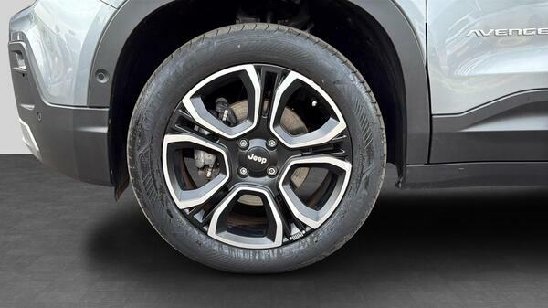 Jeep Avenger Suv Grey #11